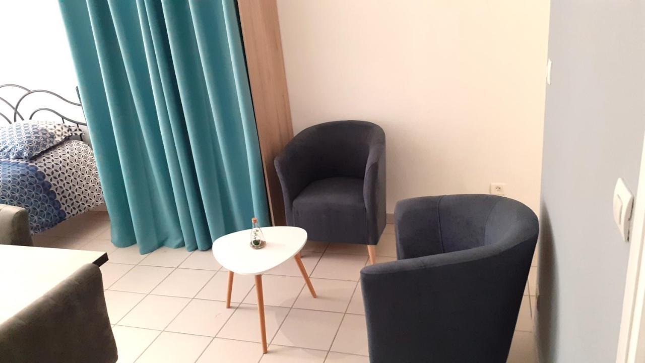 Charmant Studio En Plein Centre Avec Parking サントメール エクステリア 写真